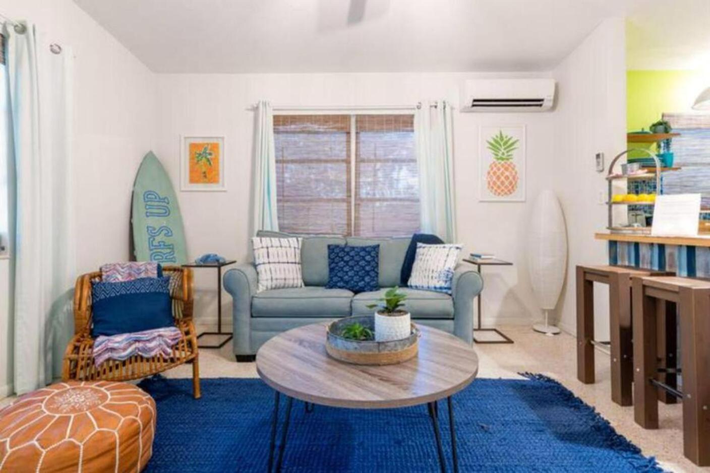 Fantastic Island House 1 Mile To The Beach With Heated Pool ساراسوتا الغرفة الصورة
